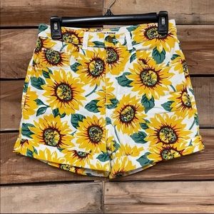 American Apparel sunflower shorts size 28/29 cute